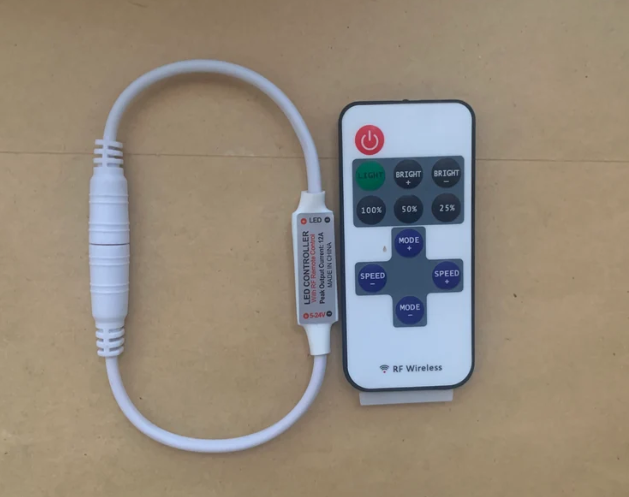 Neon Light smile Pink